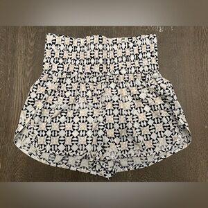 FP MOVEMENT TAN & BLACK PRINTED HIGH WAISTED ATHLETIC SHORTS - Large SKU:187